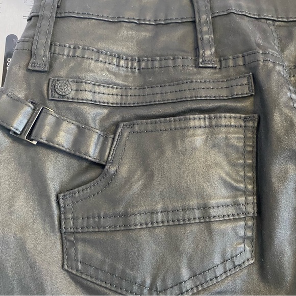 Rock & Republic Black Mini Skirt, Size 4, button up; Cotton / Spandex blend - Picture 6 of 6